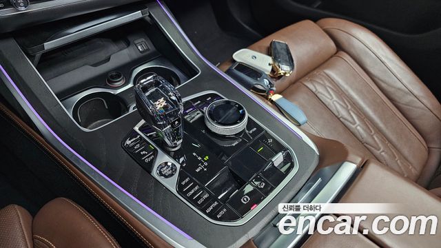 BMW X7 2020 — photo 12