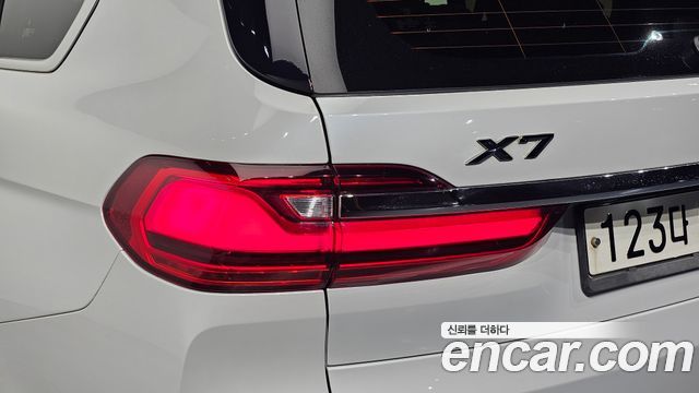 BMW X7 2020 — photo 9