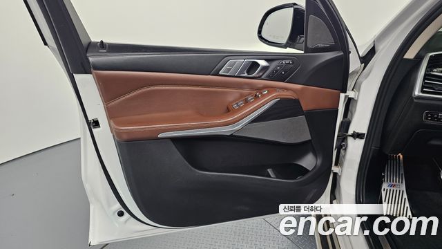 BMW X7 2020 — photo 14