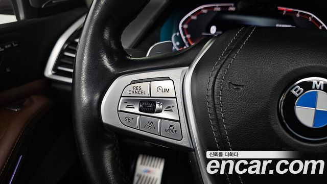 BMW X7 2020 — photo 28
