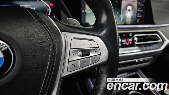 BMW X7 2020 — photo 29