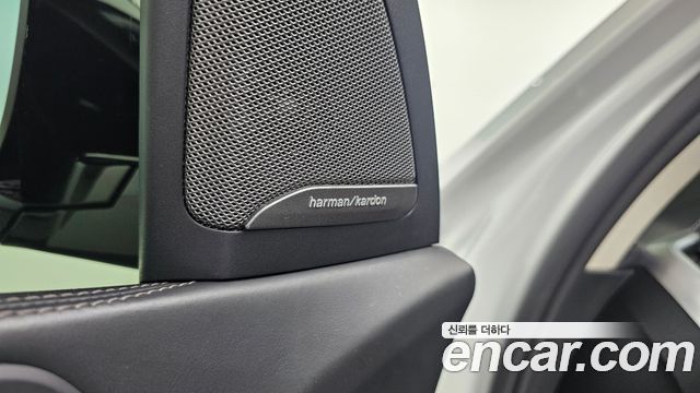 BMW X7 2020 — photo 39
