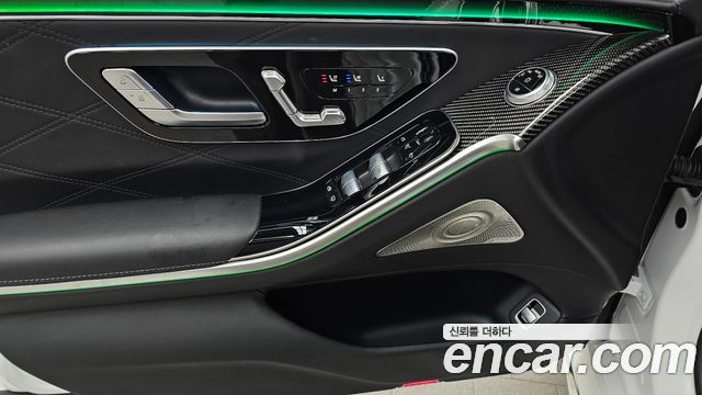 Mercedes-Benz S-Class 2024 — photo 14