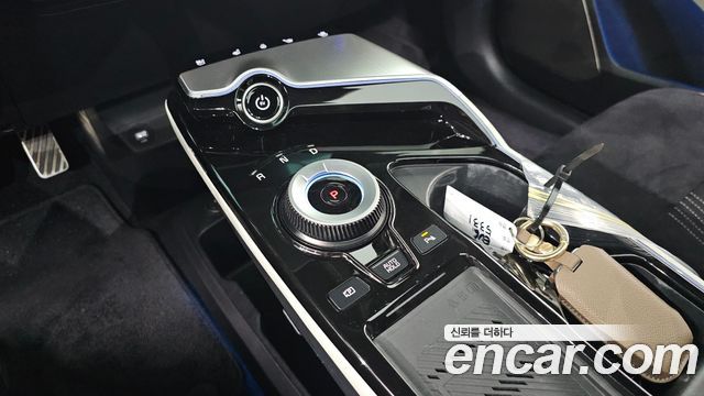 Kia EV6 2023 — photo 12