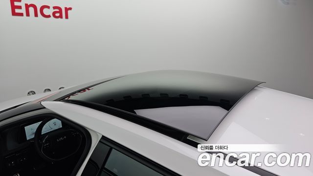 Kia EV6 2023 — photo 30