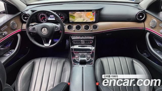 Mercedes-Benz E-Class 2018 — photo 7