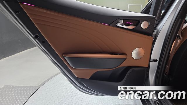 Kia Stinger 2023 — photo 15