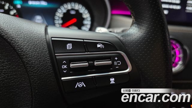Kia Stinger 2023 — photo 27