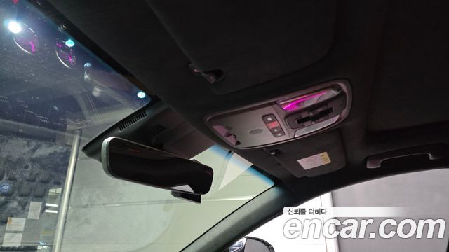 Kia Stinger 2023 — photo 29