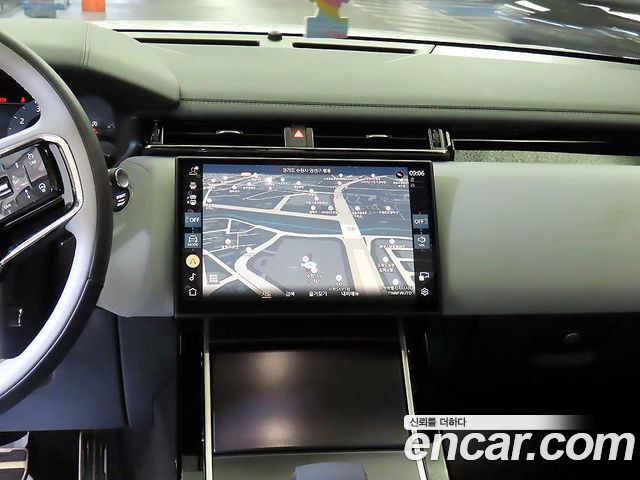 Land Rover Range Rover Velar 2026 — photo 11