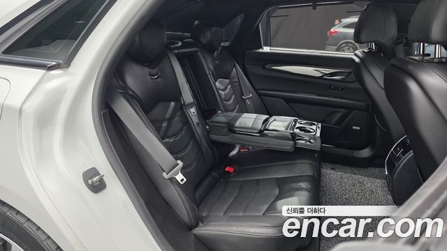 Cadillac CT6 2019 — photo 17