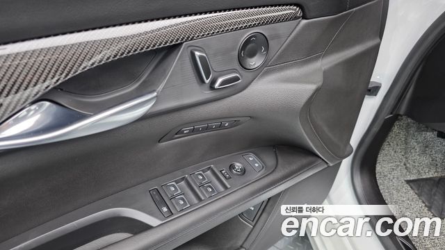 Cadillac CT6 2019 — photo 26