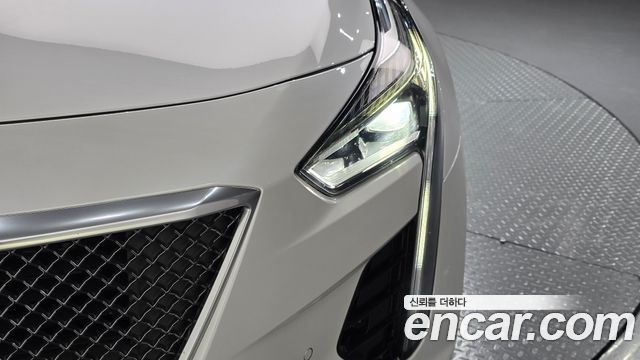 Cadillac CT6 2019 — photo 8