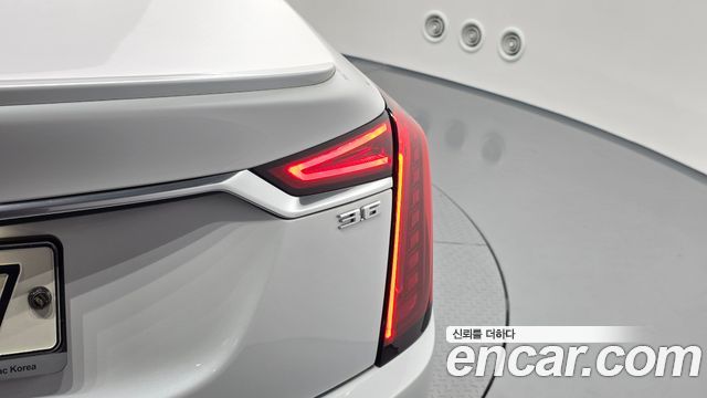 Cadillac CT6 2019 — photo 9