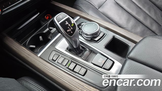 BMW X5 2016 — photo 9
