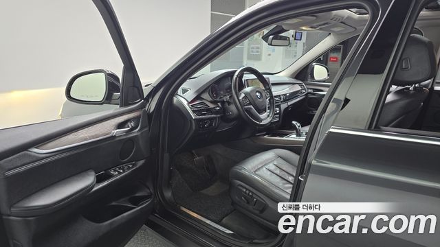 BMW X5 2016 — photo 10