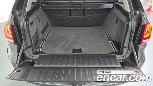 BMW X5 2016 — photo 17