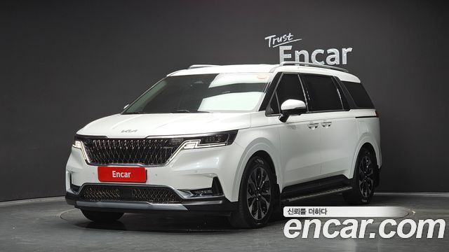 Kia Canival 2021 — photo 1
