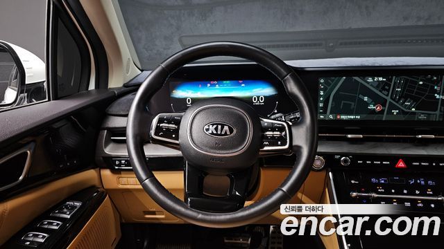 Kia Canival 2021 — photo 19