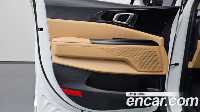 Kia Canival 2021 — photo 14