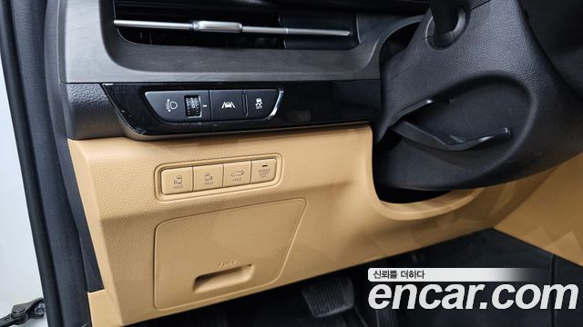 Kia Canival 2021 — photo 29