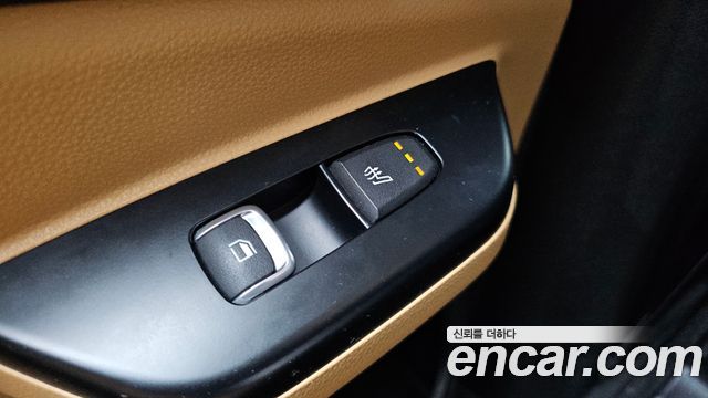 Kia Canival 2021 — photo 37