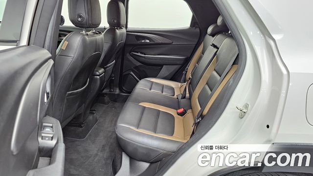 Chevrolet Korea Trailblazer 2022 — photo 17
