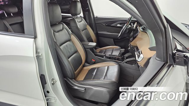 Chevrolet Korea Trailblazer 2022 — photo 16