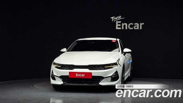 Kia K5 2023 — photo 3