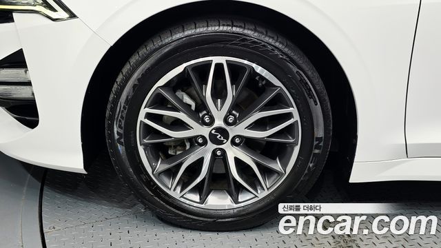 Kia K5 2023 — photo 5