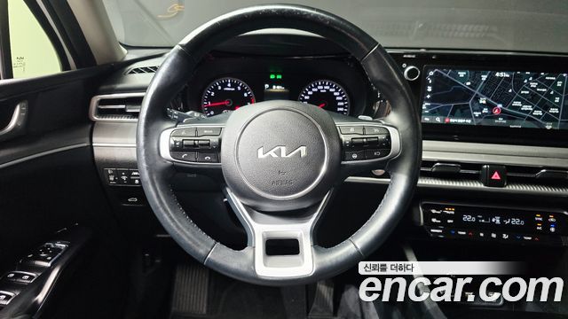 Kia K5 2023 — photo 20