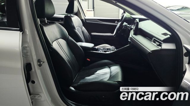 Kia K5 2023 — photo 16