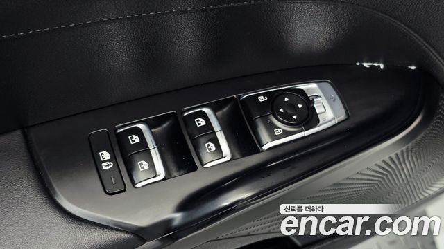 Kia K5 2023 — photo 28