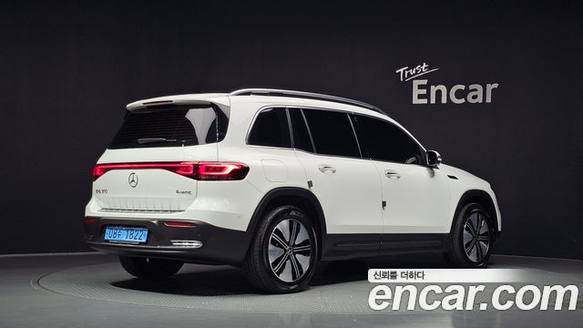 Mercedes-Benz EQB 2023 — photo 2