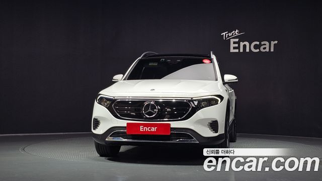 Mercedes-Benz EQB 2023 — photo 3