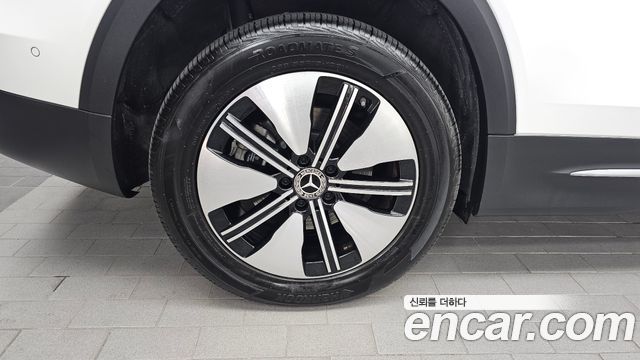 Mercedes-Benz EQB 2023 — photo 5