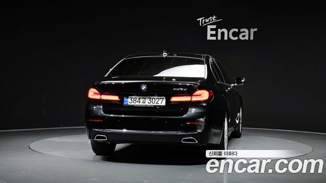 BMW 5-Series 2023 — photo 4