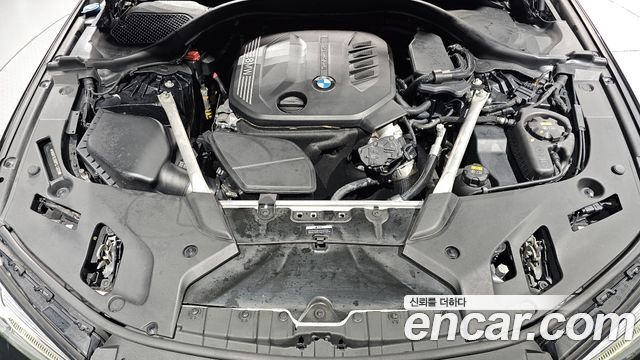 BMW 5-Series 2023 — photo 6