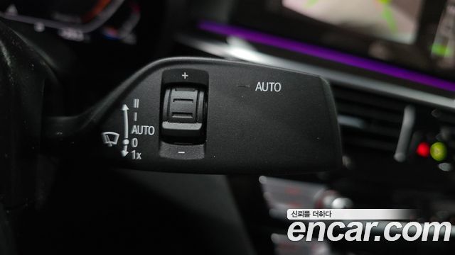 BMW 5-Series 2023 — photo 30