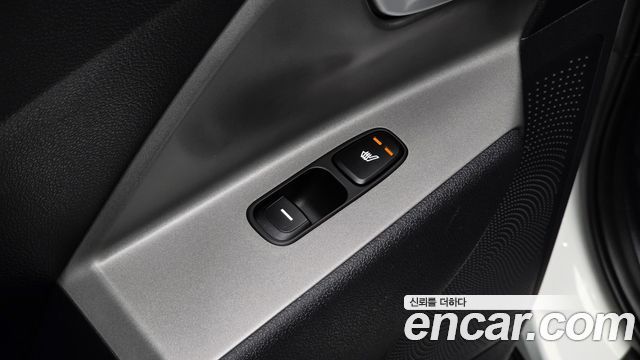 Kia Niro 2023 — photo 17