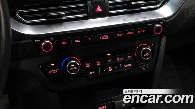 Kia Niro 2023 — photo 18