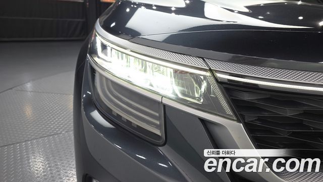 Kia Seltos 2020 — photo 8