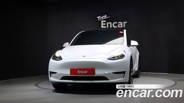 Tesla Model Y 2024 — photo 3