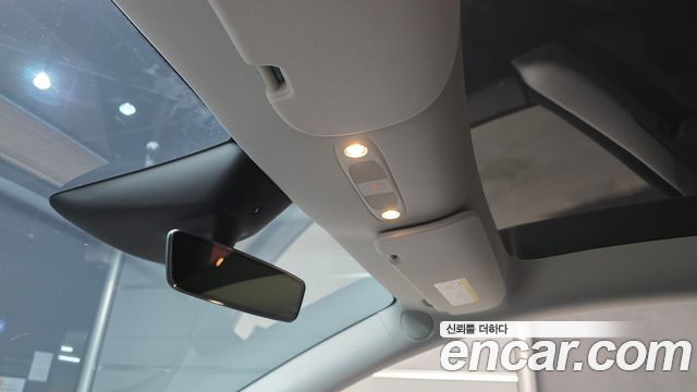Tesla Model Y 2024 — photo 27