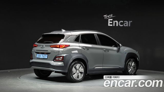 Hyundai Kona 2020 — photo 2
