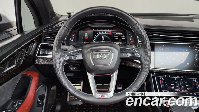 Audi SQ7 2023 — photo 19