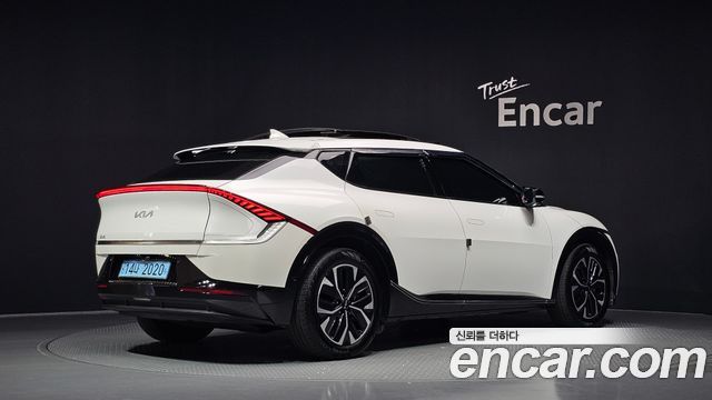 Kia EV6 2022 — photo 2