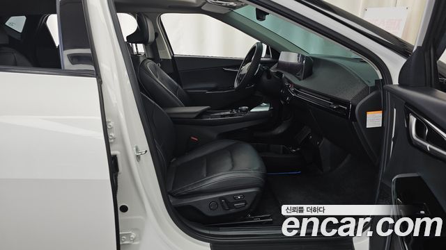 Kia EV6 2022 — photo 17
