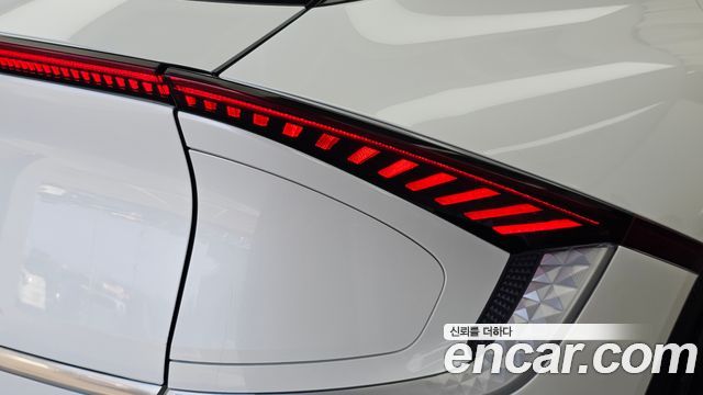 Kia EV6 2022 — photo 9
