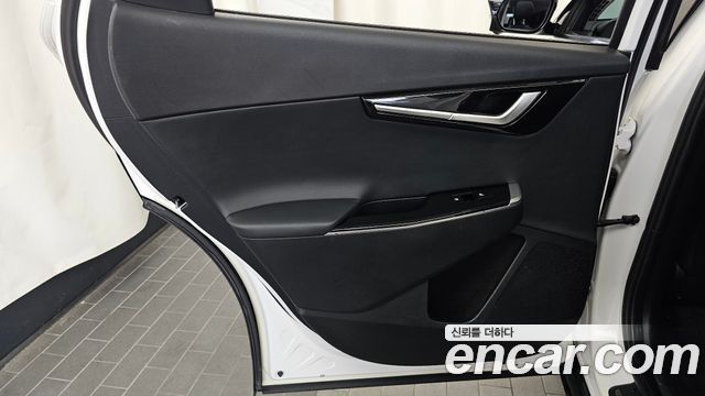 Kia EV6 2022 — photo 15